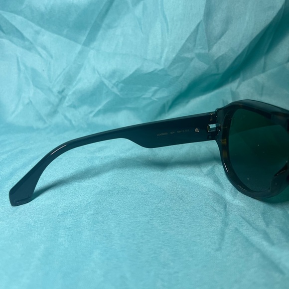 Havana Gucci Fashion Sunglasses - Picture 4 of 8